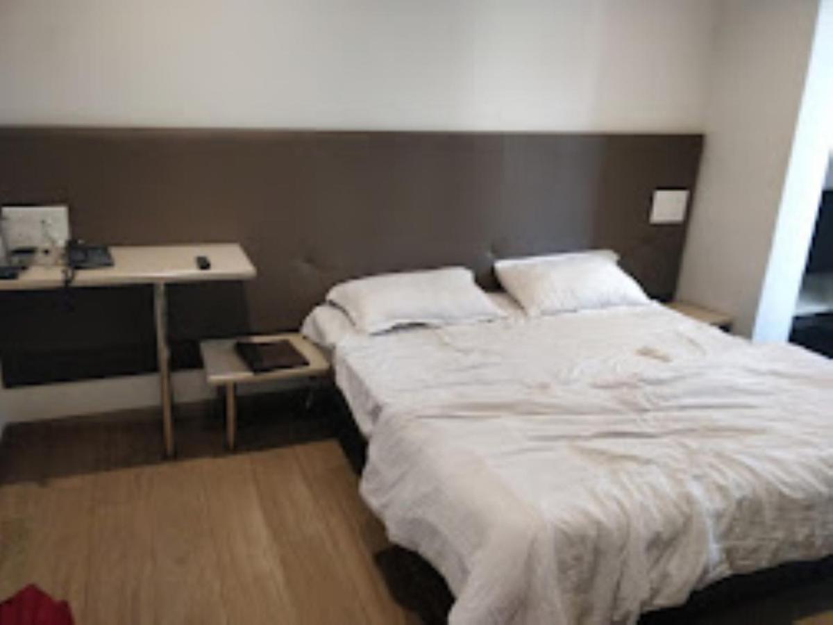 Hotel Sai Saya,Нашик Екстер'єр фото