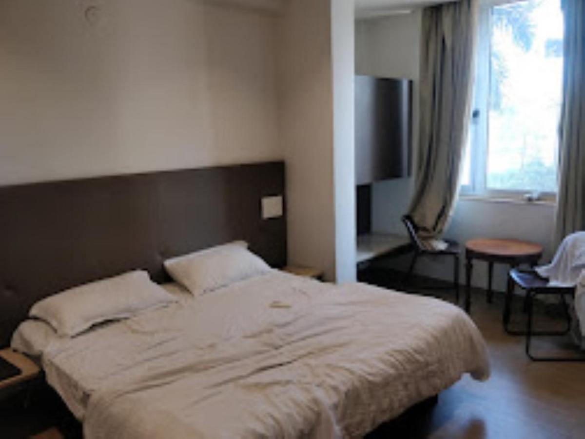 Hotel Sai Saya,Нашик Екстер'єр фото